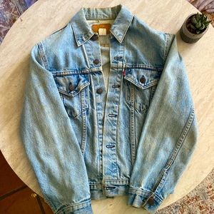 Vintage Levi’s trucker jacket
